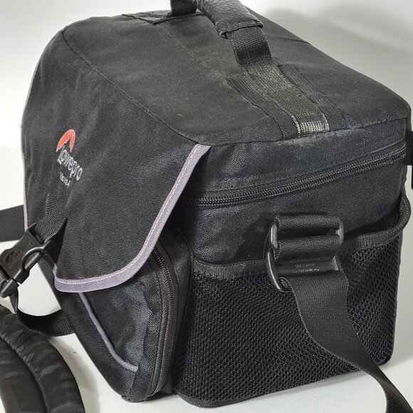 Lowepro Nova 4 Camera Shoulder bag - Picture 6 of 13